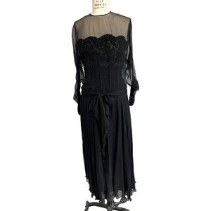 VTG Custom Made Silk Chiffon Strapless Gown – Beaded Lace & Sequin Detail